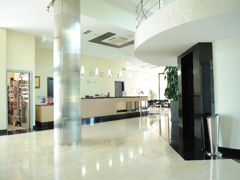 City Hotel بودغوريتْسا المظهر الخارجي الصورة